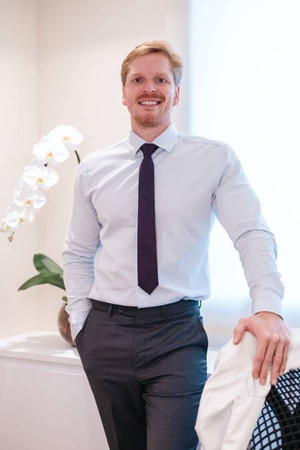 Dr. Marcelo Rossine